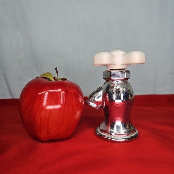 Avon Faucet Cologne Bottle Just A Twist Sweet Honesty VTG Silver Color Not Full - Picture 13 of 15